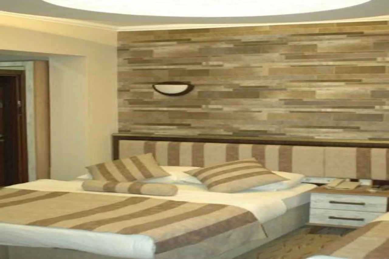 Konak Saray Hotel Измир 2*,