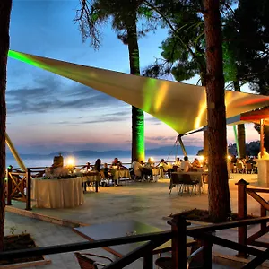 https://omer-holiday-village.kusadasihotels.org